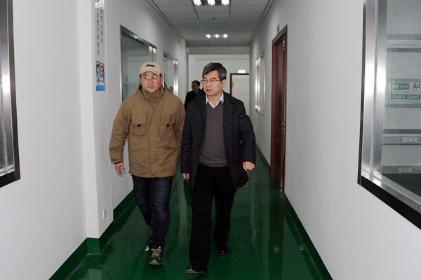 區(qū)委書記、區(qū)人大常委會主任徐克儉蒞臨公司調(diào)研項目建設進展情況